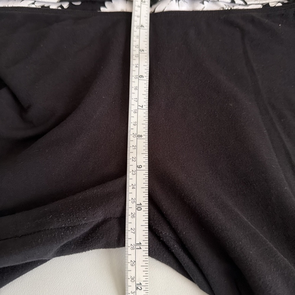 Victoria's Secret PINK Yoga Foldover Cropped Pants Black Rhinestone Sz Large Y2K - Picture 9 of 9